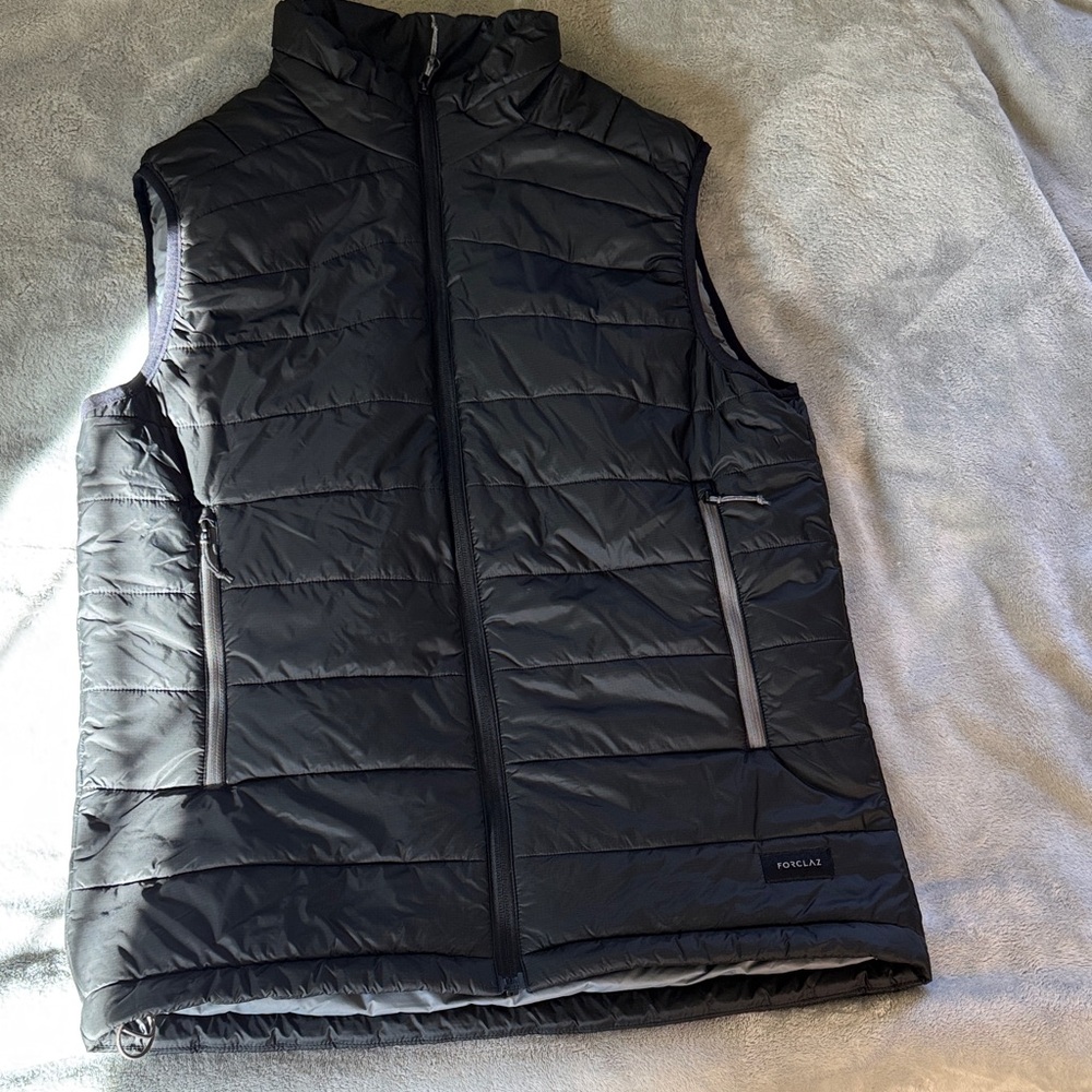 Men's Black Puffer Vest
